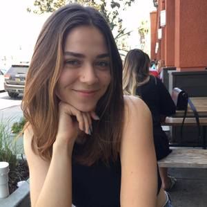 Meet your Posher, Maxine